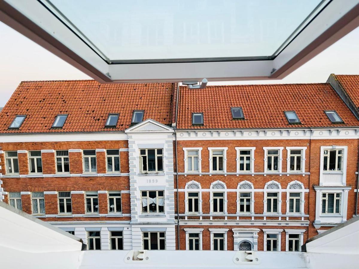 Scandinavian Apartment Hotel - Lunden 1 - Central 3 Bedroom Apartment On Two Floors Horsens Esterno foto
