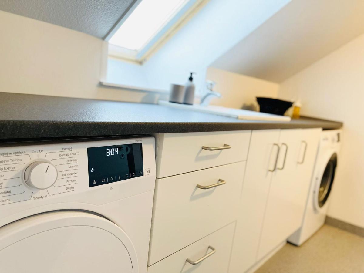 Scandinavian Apartment Hotel - Lunden 1 - Central 3 Bedroom Apartment On Two Floors Horsens Esterno foto