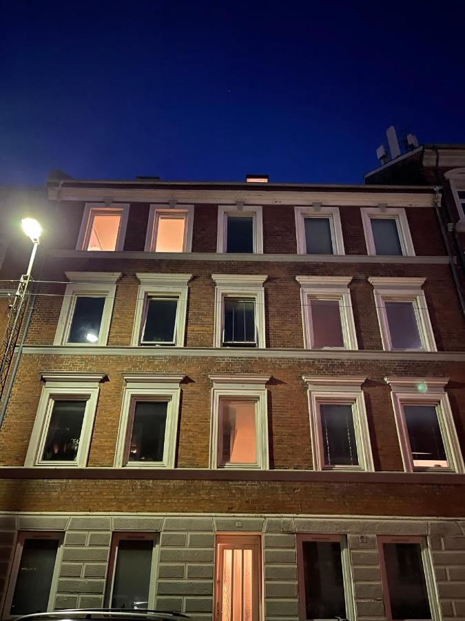 Scandinavian Apartment Hotel - Lunden 1 - Central 3 Bedroom Apartment On Two Floors Horsens Esterno foto
